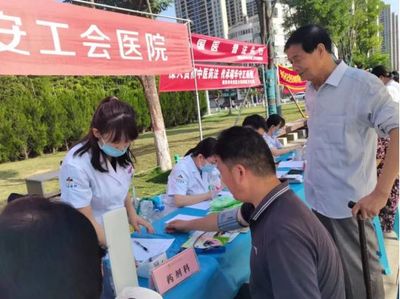 一天兩場義診！他們用“心”呵護群眾健康